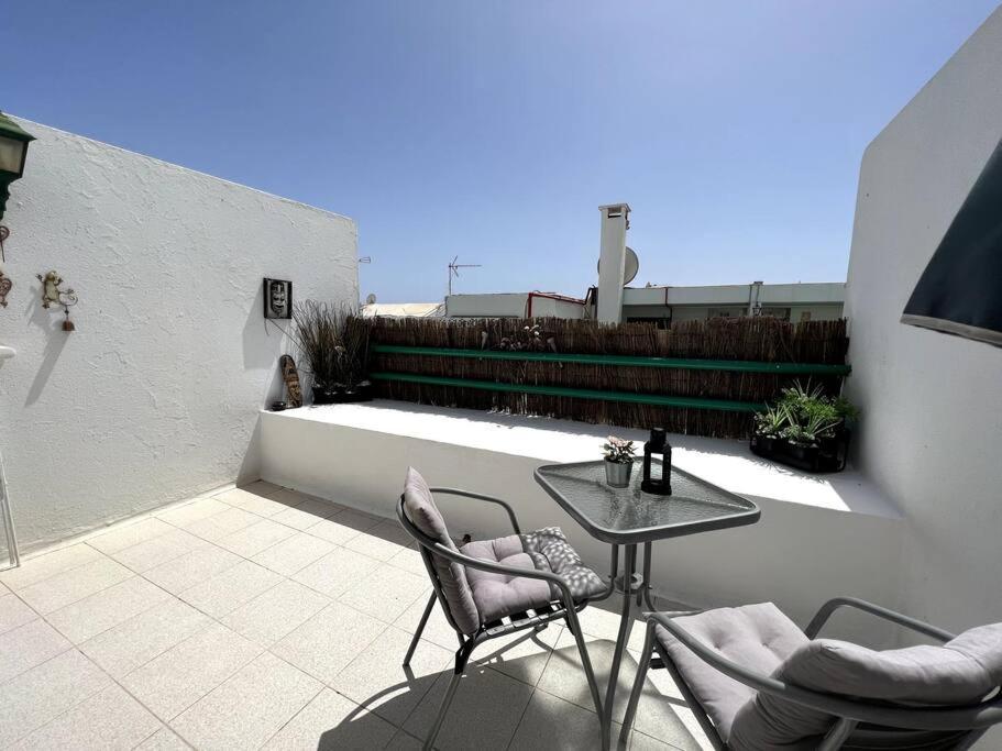 Casa Perdy, Beautiful 1 Bedroom Apartment With Communal Pool Tías Exteriér fotografie